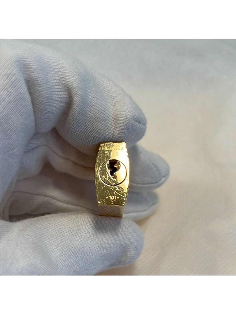 Hermes Gold Cadena Lock #101 - Picture 7 of 7